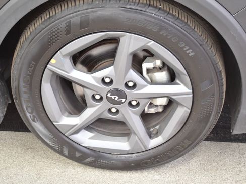 Used 2025 Kia K4 FWD image 35