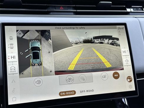 New 2026 Land Rover Range Rover Sport Dynamic SE image 24