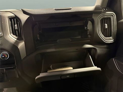 Used 2019 Chevrolet Silverado 1500 Custom image 25