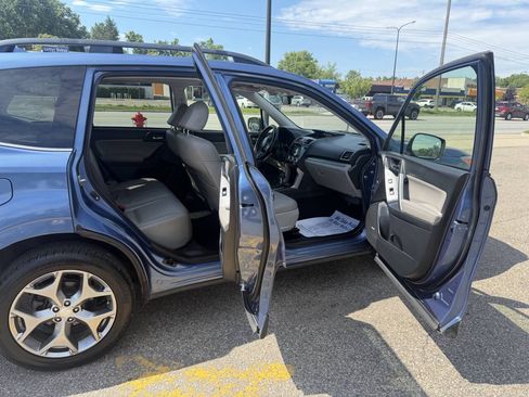Used 2016 Subaru Forester 2.5i Touring w/ Eyesight & Navigation System AWD/4WD image 10