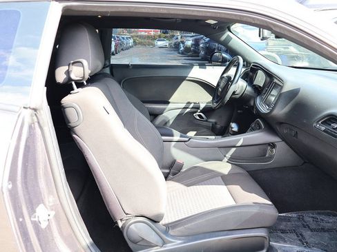 Used 2019 Dodge Challenger SXT RWD image 22