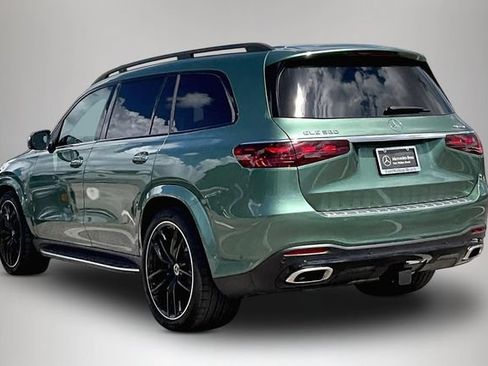 Certified 2025 Mercedes-Benz GLS 580 4MATIC image 4