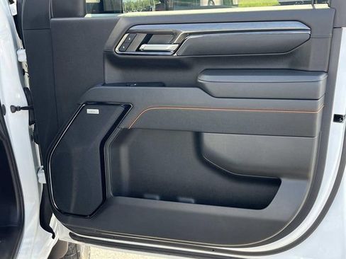Used 2025 GMC Sierra 3500 AT4 w/ AT4 Premium Plus Package AWD/4WD image 22