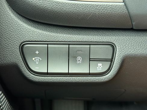Used 2025 Kia Seltos EX w/ EX Sunroof Package FWD image 16