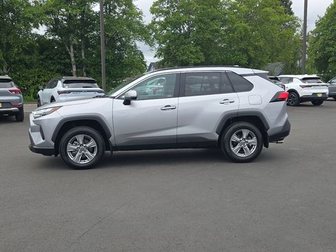 Certified 2025 Toyota RAV4 XLE w/ Convenience Package AWD/4WD image 6