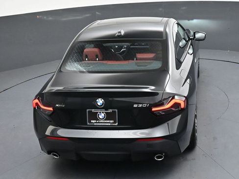 Used 2025 BMW 230i xDrive Coupe w/ Premium Package image 19