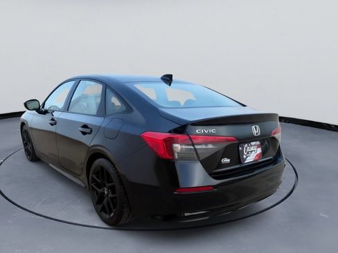 Used 2023 Honda Civic Sport image 6
