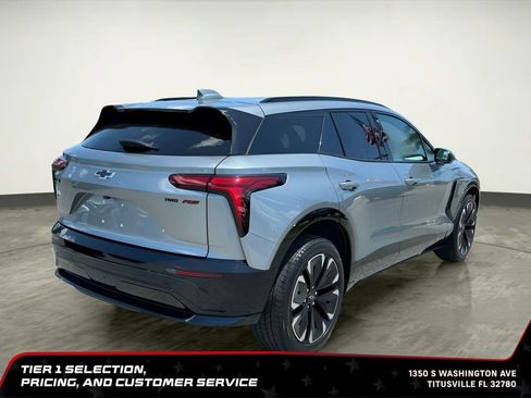 Used 2025 Chevrolet Blazer EV RS AWD/4WD image 6