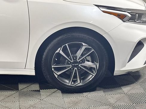 Used 2024 Kia Forte LXS FWD image 22