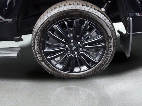 Used 2025 Ford F150 Platinum w/ Equipment Group 702A High image 7