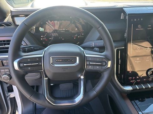 New 2026 GMC Yukon Denali w/ LPO, Floor Liner Package image 17