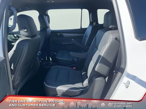 New 2025 Buick Enclave Sport Touring w/ Super Cruise Package image 12