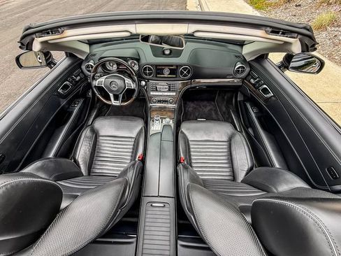 Used 2013 Mercedes-Benz SL 550 image 7