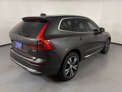 Used 2022 Volvo XC60 B5 Inscription w/ Advanced Package image 8