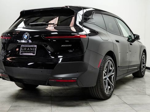 Used 2024 BMW iX xDrive50 w/ Convenience Package image 12