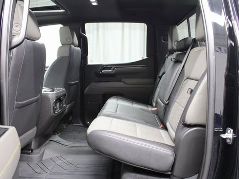 Used 2023 Chevrolet Silverado 1500 ZR2 w/ Technology Package image 10