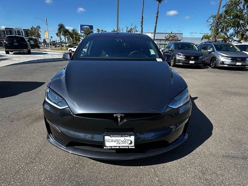 Used 2024 Tesla Model X AWD/4WD image 3