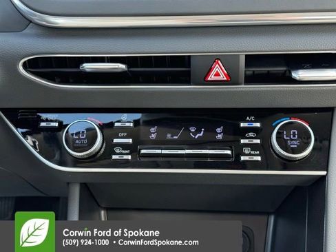 Used 2023 Hyundai Sonata Limited FWD image 29