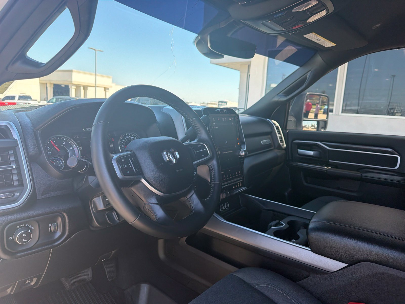 Used 2024 RAM 2500 Big Horn w/ Night Edition AWD/4WD image 9