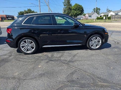 Used 2018 Audi Q5 2.0T Premium Plus w/ Premium Plus Package AWD/4WD image 6