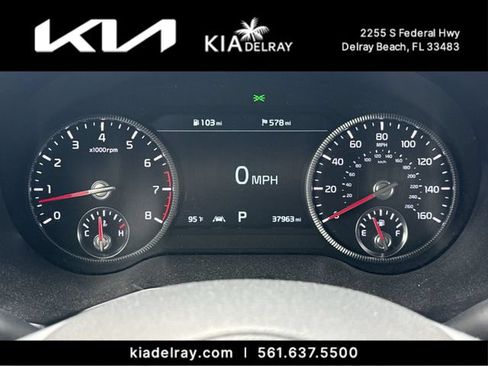 Certified 2021 Kia Telluride SX w/ Towing Package FWD image 33