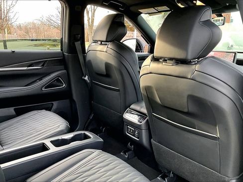 Certified 2026 INFINITI QX60 Autograph w/ Dark Cargo Package image 29