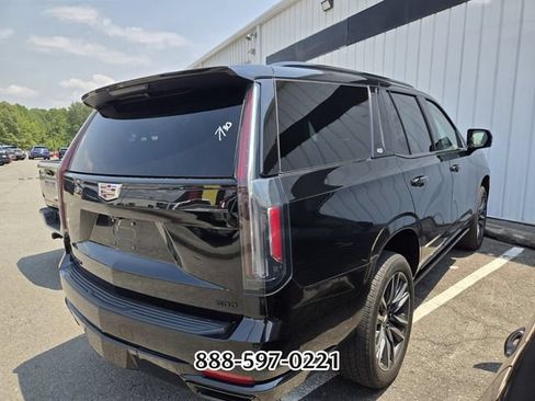 Used 2024 Cadillac Escalade Sport w/ LPO, ONYX Package AWD/4WD image 6