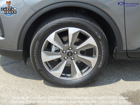 Certified 2025 Ford Escape Platinum AWD/4WD image 5