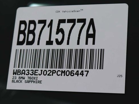 Used 2023 BMW 760i xDrive w/ Executive Package image 31