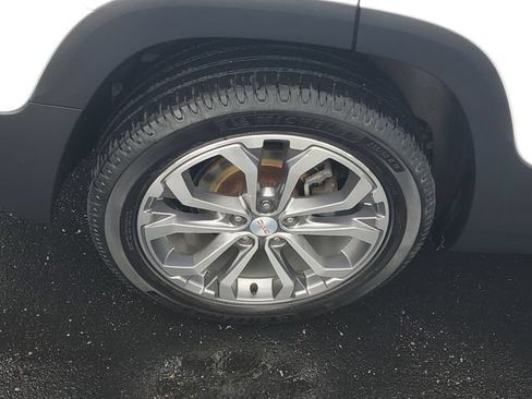 Certified 2019 GMC Terrain SLT w/ Preferred Package AWD/4WD image 5