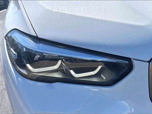 Used 2022 BMW X5 M50i AWD/4WD image 31