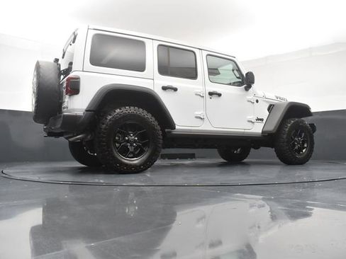 Used 2025 Jeep Wrangler Unlimited Sport AWD/4WD image 24