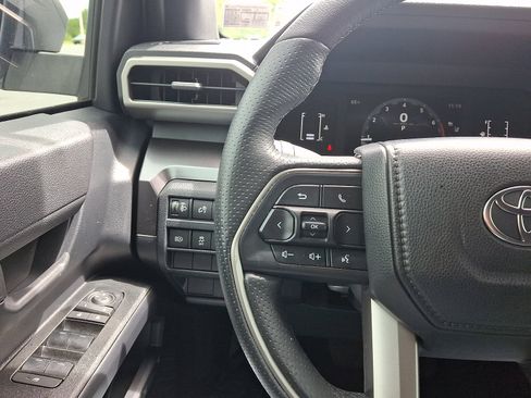 Used 2025 Toyota 4Runner SR5 AWD/4WD image 20