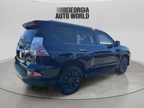 Used 2020 Lexus GX 460 Premium w/ Premium Package image 9