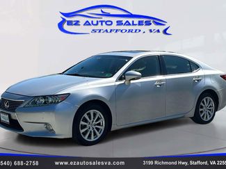Used 2013 Lexus ES 350 w/ Luxury Pkg image 1