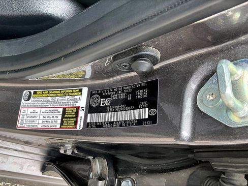 Used 2024 Toyota Camry SE FWD image 35