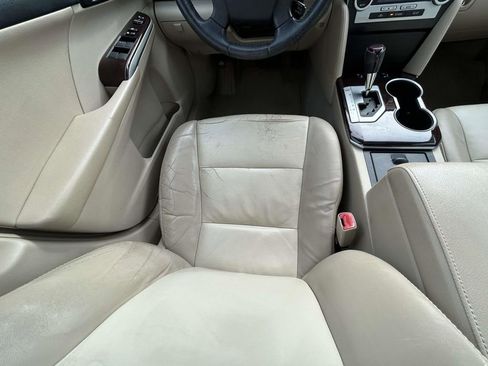 Used 2012 Toyota Camry XLE w/ Leather Pkg image 41