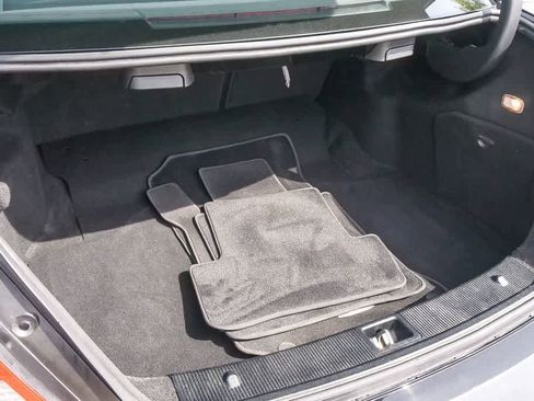 Used 2011 Mercedes-Benz C 350 Sport image 22