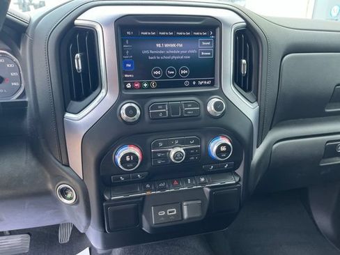 Used 2019 GMC Sierra 1500 Elevation w/ Elevation Value Package AWD/4WD image 15
