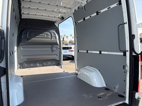 New 2026 Mercedes-Benz Sprinter 2500 image 17