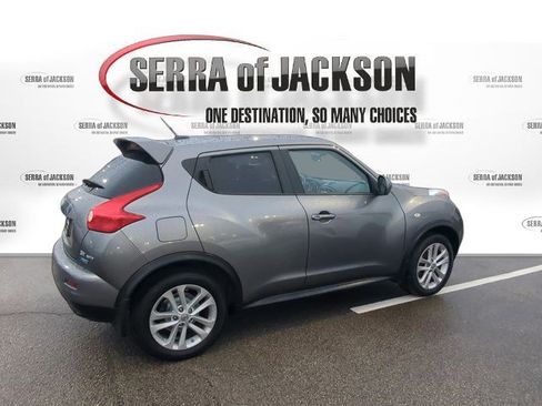 Used 2014 Nissan Juke SV w/ Navigation Package image 9