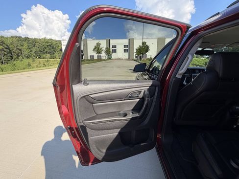 Used 2015 GMC Acadia SLT AWD/4WD image 12