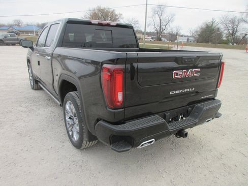 New 2026 GMC Sierra 1500 Denali image 9