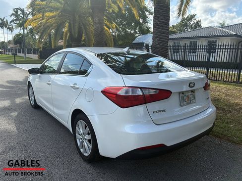 Used 2015 Kia Forte EX image 11