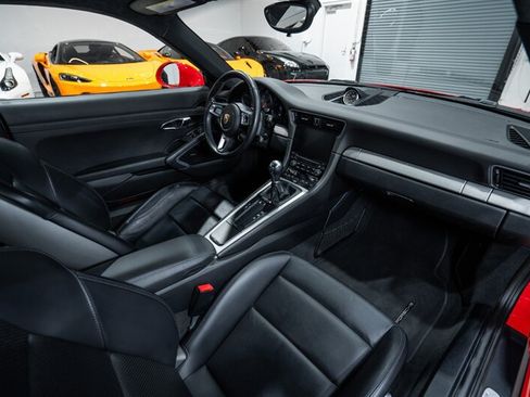 Used 2017 Porsche 911 Carrera S RWD image 29