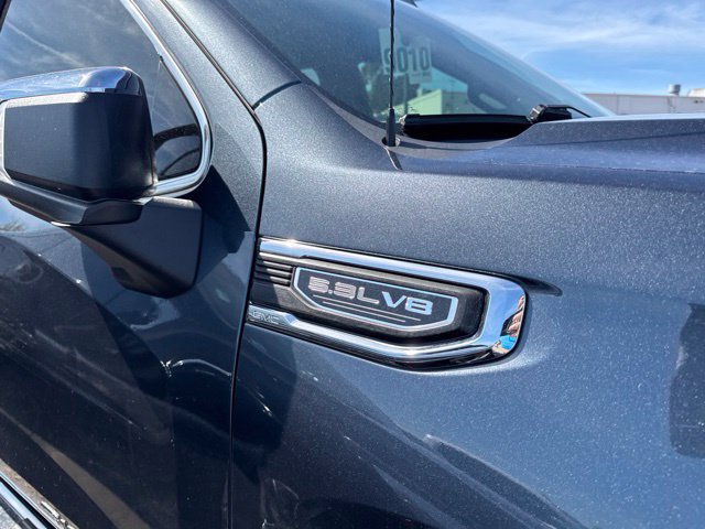 Used 2021 GMC Sierra 1500 SLT w/ SLT Premium Plus Package AWD/4WD image 8