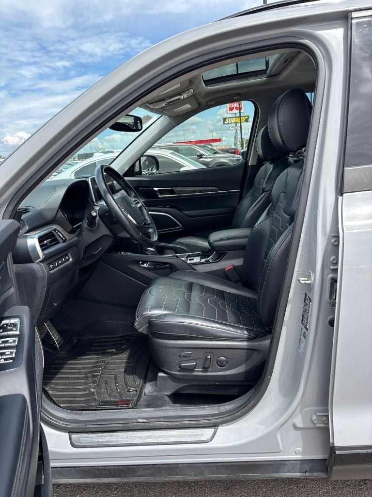 Used 2022 Kia Telluride SX w/ SX Prestige Package AWD/4WD image 14