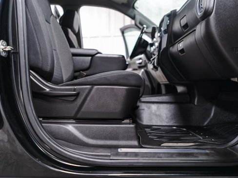 Used 2022 GMC Sierra 3500 SLE w/ SLE Convenience Package image 34