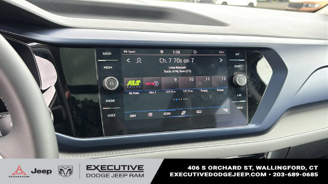Used 2023 Volkswagen Taos SE AWD/4WD image 16