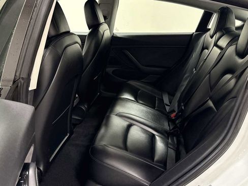 Used 2019 Tesla Model 3 Long Range image 25